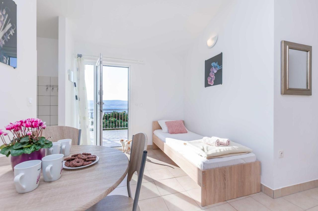 Apartmani Neno Lokva Rogoznica Esterno foto