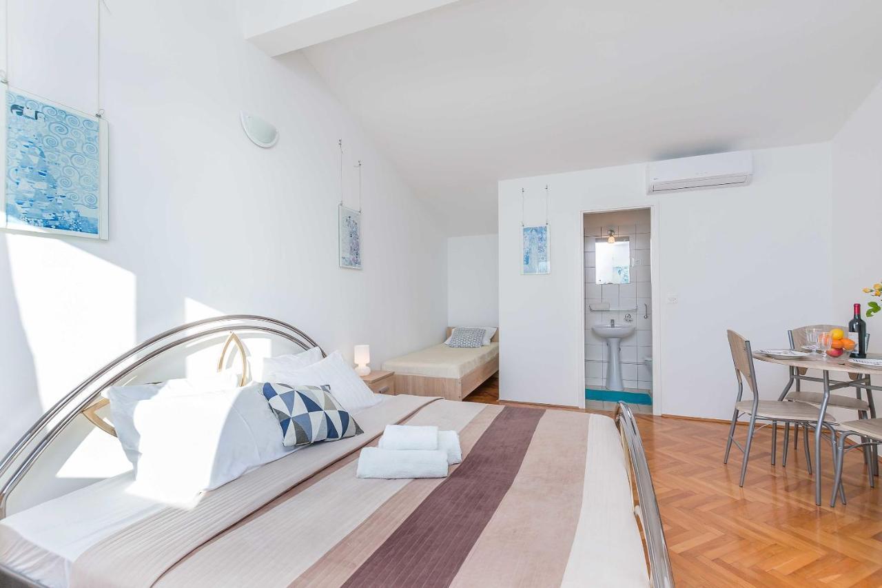 Apartmani Neno Lokva Rogoznica Esterno foto