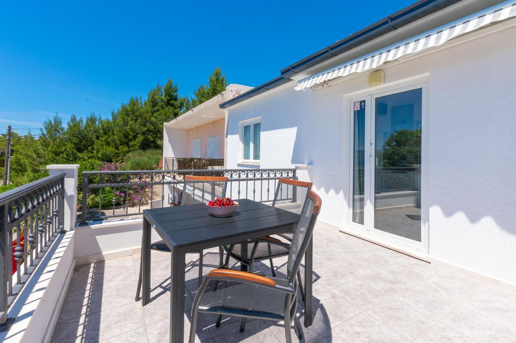 Apartmani Neno Lokva Rogoznica Esterno foto