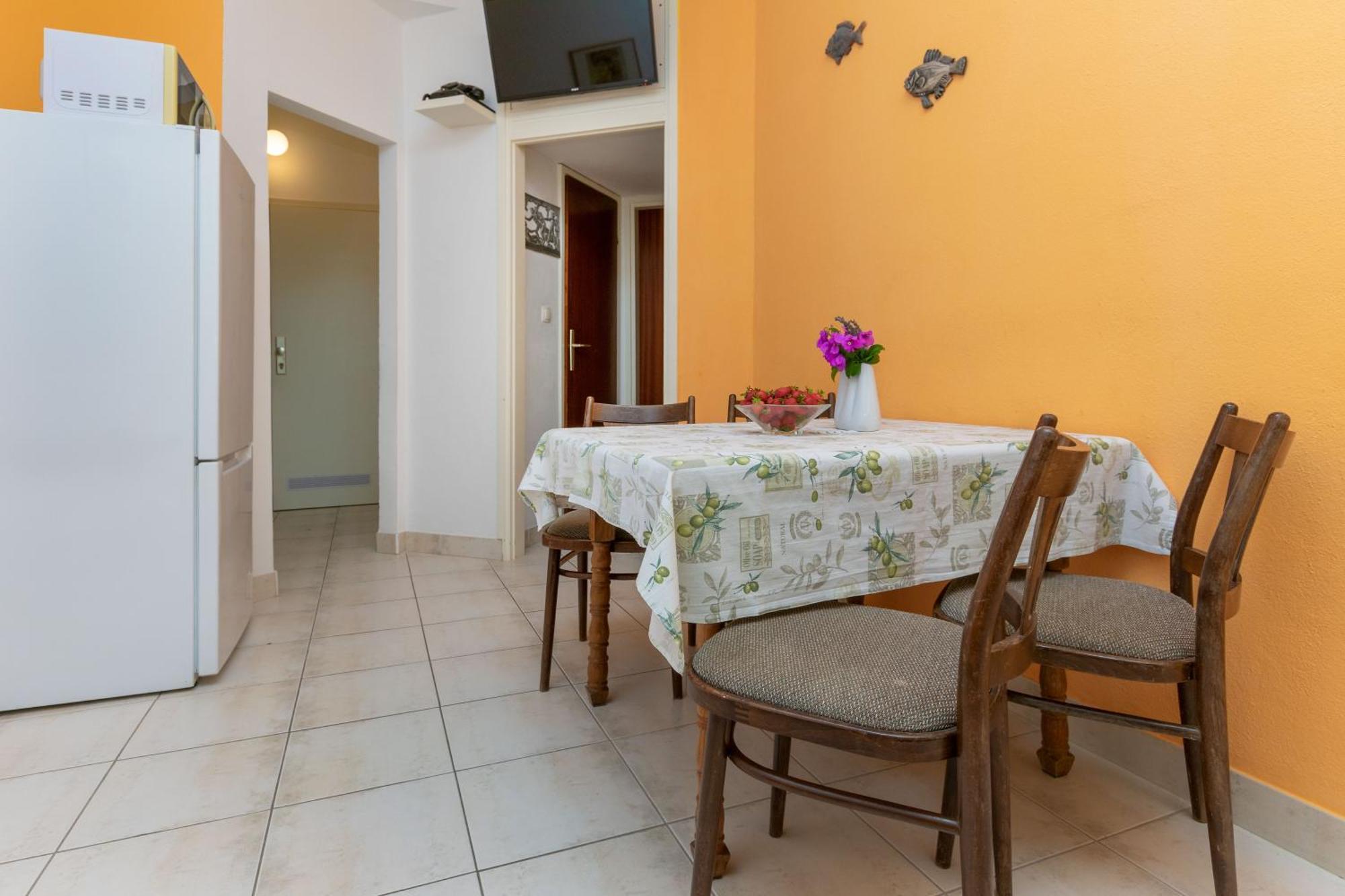 Apartmani Neno Lokva Rogoznica Esterno foto