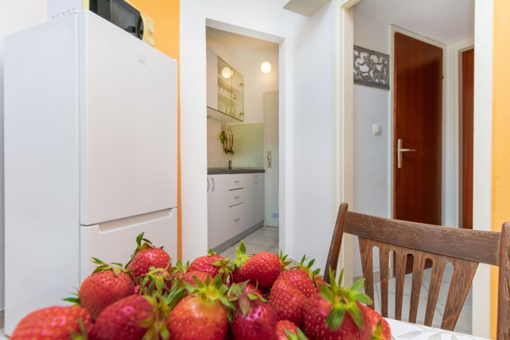 Apartmani Neno Lokva Rogoznica Esterno foto